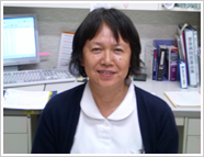 病棟科長　亀沢 かね子